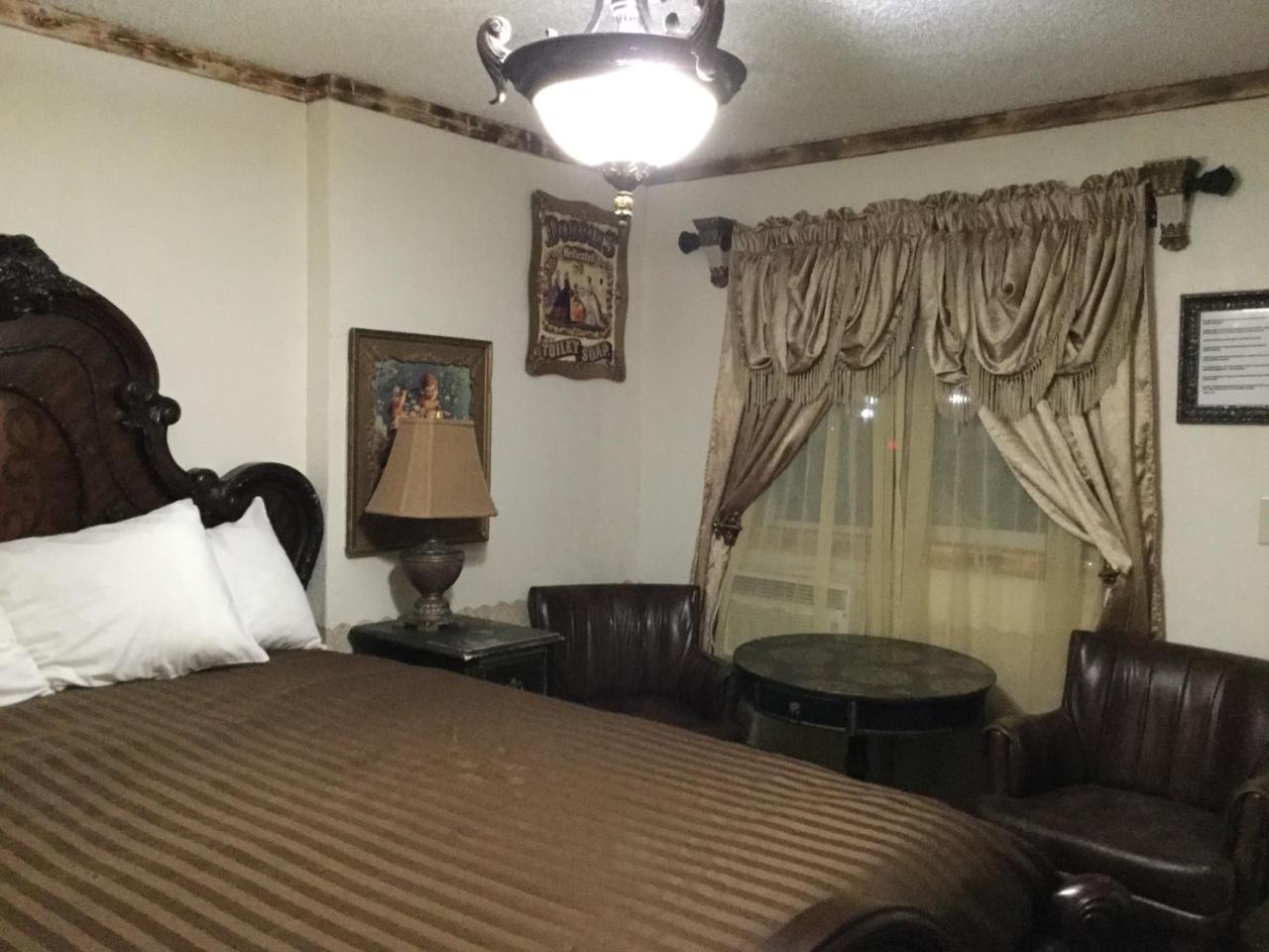 Black Bear Motel Davenport Екстер'єр фото